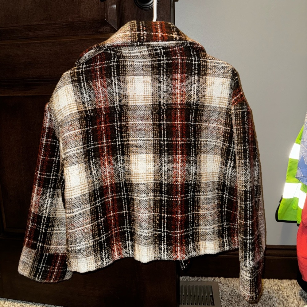 Plaid Jacket - Picture 2 of 4